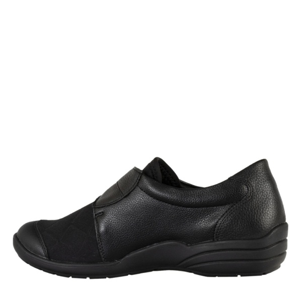 RIEKER R7600 01